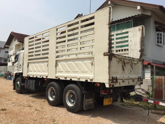 HINO เครื่อง 344 แรง ปลายปี 56 แม่ลูกกระบะสามมิตรไม่ดั้มพ์ สภาพเดิม ๆ เฟืองเร็ว ท้องอ่างมิเนียม ท่อเอส ล้อแม็ค แม่ยาว 6.20 ม. ลูกยาว 7 ม. สภาพยาง 70\% น้ำหนักบรรทุกได้ 32.5 ตัน