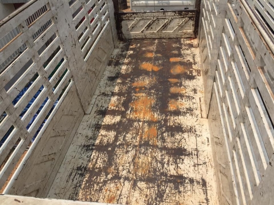 HINO เครื่อง 344 แรง ปลายปี 56 แม่ลูกกระบะสามมิตรไม่ดั้มพ์ สภาพเดิม ๆ เฟืองเร็ว ท้องอ่างมิเนียม ท่อเอส ล้อแม็ค แม่ยาว 6.20 ม. ลูกยาว 7 ม. สภาพยาง 70\% น้ำหนักบรรทุกได้ 32.5 ตัน