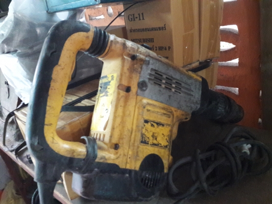 ขาย !! สกัดไฟฟ้า.DEWALT.รุ่น25711(แย็กได้-เจาะได้)มีดอก2ดอก