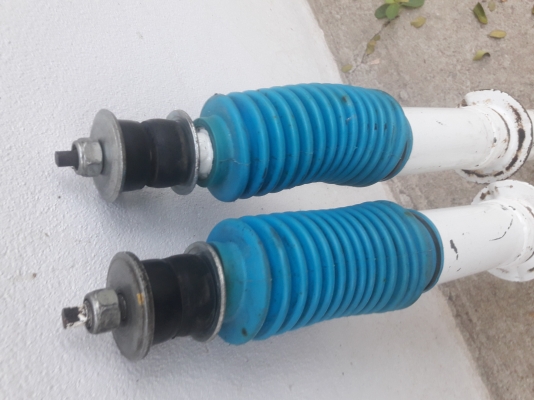 ขายอีกรอบครับ  โช้คน้ำมันคู่หน้า อเมนด้าเอ็กตรีม