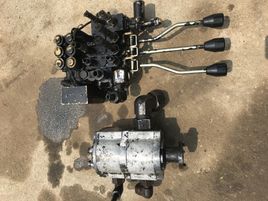 ขาย ปั้ม2ตอน/ขุดคอนโทน 2 ระบบ