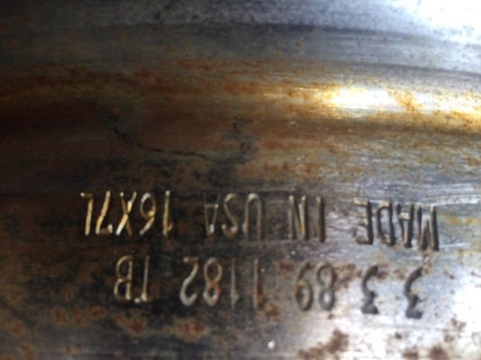 ล้อกะทะโครเมี่ยม usa 16 7นิ้ว ลบ15 2วง 3500บาท8รูdana60เก่าญี่ปุ่น