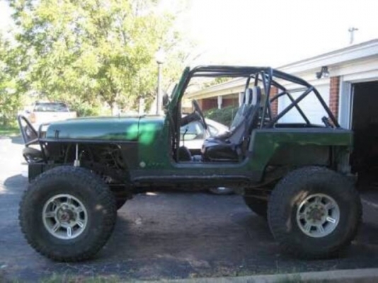 ล้อกะทะโครเมี่ยม usa 16 7นิ้ว ลบ15 2วง 3500บาท8รูdana60เก่าญี่ปุ่น