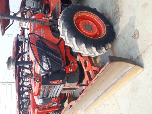 แทรกเตอร์ M8540 ปรับสภาพให้ใหม่พร้อมใช้งาน ผ่อนได้ 6 ปีมีรับประกัน