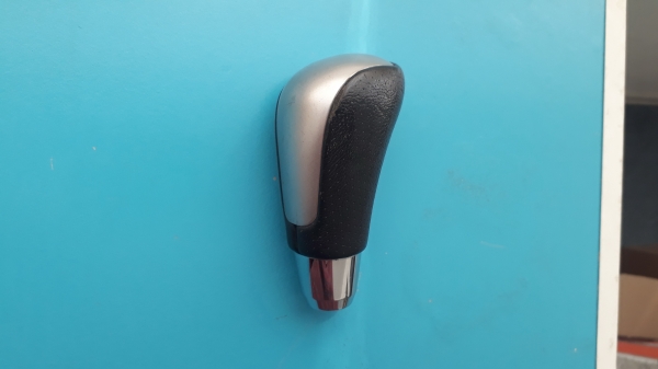 หัวเกียร์หนังรู เกลียว10มิล