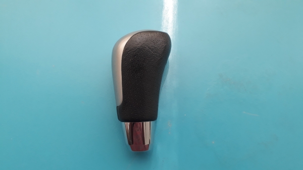 หัวเกียร์หนังรู เกลียว10มิล