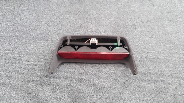 ไฟเบรคหลังดวงที่สาม AUDI A4 AUDI S4 แท้