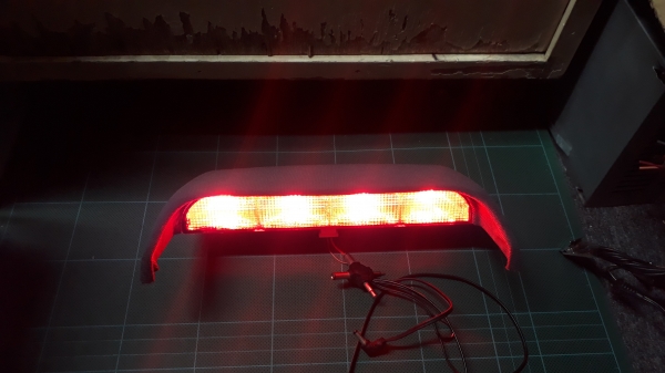 ไฟเบรคหลังดวงที่สาม AUDI A4 AUDI S4 แท้