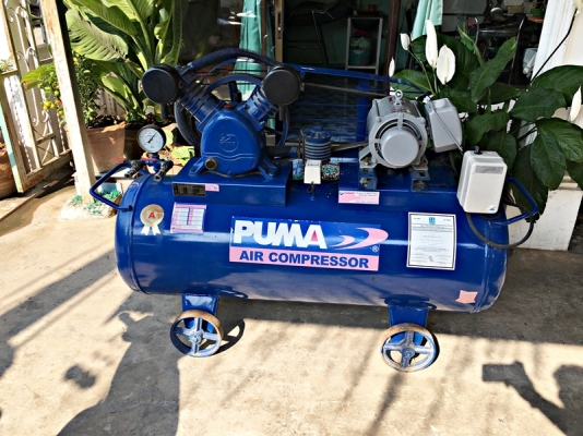ปั้มลม PUMA 3 HP มอเตอร์มิตซู ขนาด 260 ลิตร ไฟบ้าน 220 สภาพใช้งานน้อย
