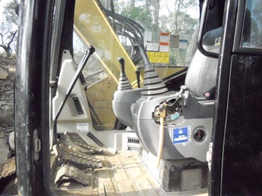 Caterpillar 308CCR ชั่วโมงทำงานน้อย รถขุดญี่ปุ่น โทร. 080-6565422 (หนิง)