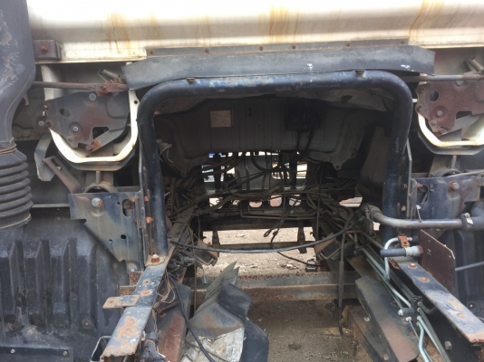 ขายหัว6ล้อNISSANรถนอก สภาพดี