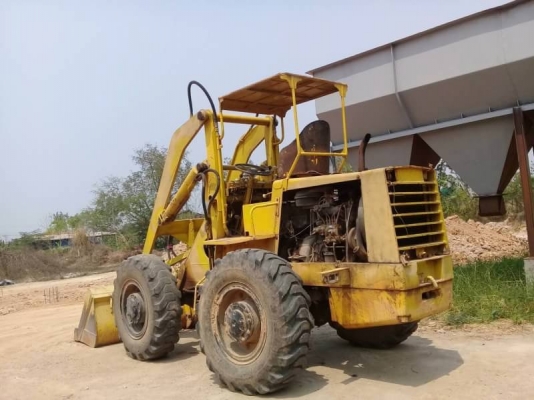 ขาย 195,000  รถตักล้อยาง TCM STD25 เครื่องดี เกียร์แรง สภาพพร้อมใช้ เอกสารชื้อขาย  รถอยู่ จ.นครปฐม โทร 0610710295