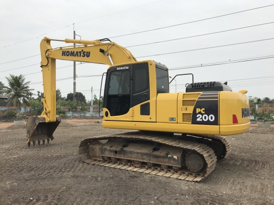 ขาย KOMATSU PC200-8MO รุ่นกล้องหลัง สภาพสวยๆ พร้อมใช้งาน 5000 ชั่วโมง(PM7000ชม) ชมรถที่หน้างานได้ทุกวัน สนใจติดต่อ 081-4283210