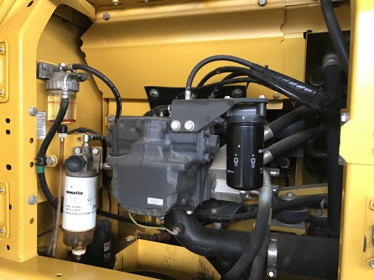 ขาย KOMATSU PC200-8MO รุ่นกล้องหลัง สภาพสวยๆ พร้อมใช้งาน 5000 ชั่วโมง(PM7000ชม) ชมรถที่หน้างานได้ทุกวัน สนใจติดต่อ 081-4283210