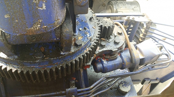 ขายด่วนสิบล้อติดเครน