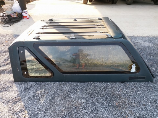 ขายหลังคาถอดจาก BIG M 4 ขอ  ใส่ BIG M cab เล็กได้ครับ