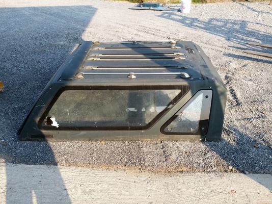 ขายหลังคาถอดจาก BIG M 4 ขอ  ใส่ BIG M cab เล็กได้ครับ