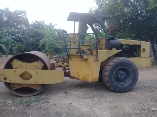 ข่ยรถบดสั่ เพลาเดียวDYNAPAC