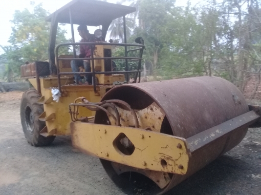 ข่ยรถบดสั่ เพลาเดียวDYNAPAC