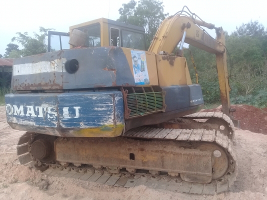 ขายรถแบคโฮ KOMATSU PC120-3 สภาพพร้อมไช้