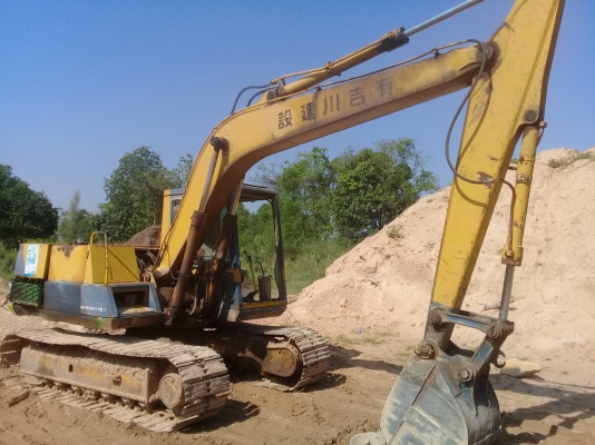 ขายรถแบคโฮ KOMATSU PC120-3 สภาพพร้อมไช้