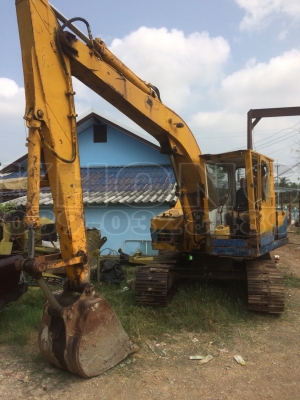 ขายด่วน komatsu 10hp เครืองฟิตแล้ว ปั้มใหญ่ ตัวเดินพร้อม เอว ดี ใช้งานคล่อง เจ้าของไม่มีคนขับขาย 140000 เอกสารซื้อขาย คับ