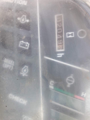 ขายจ้า..KOMATSU PC30-7  เก่านอกแท้  เครื่องปั๊มดี  2,XXX  ชั่วโมง  พร้อมใช้  โทร  089-3818694  ดวงนภา