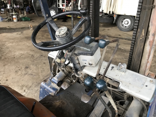 ขายด่วน โฟคลิฟต์ toyota 2.5 ตัน เครื่องดีเซล