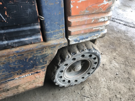 ขายด่วน โฟคลิฟต์ toyota 2.5 ตัน เครื่องดีเซล