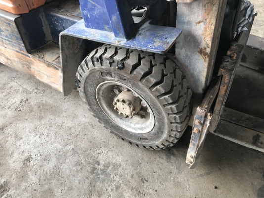 ขายด่วน โฟคลิฟต์ toyota 2.5 ตัน เครื่องดีเซล