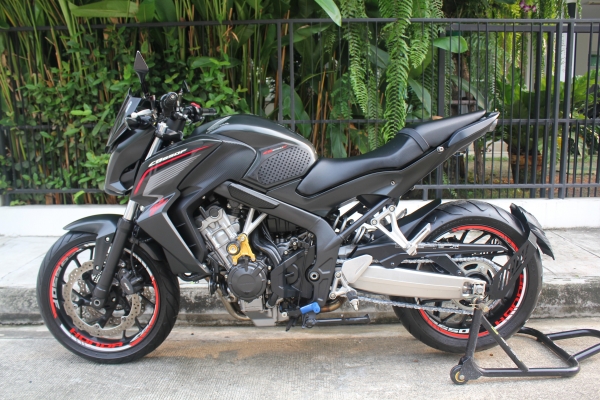 HONDA CB650F ปี2015(ABS) HONDA CB650F ปี2015(ABS)