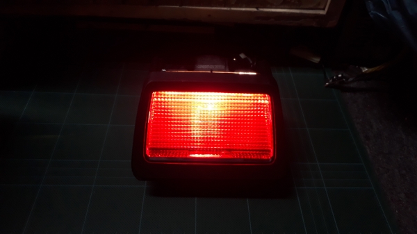 ไฟเบรคหลังดวงที่สาม VOLVO 940 แท้