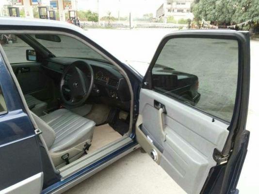 Benz 190E ปี92 เกียร์ออโต้ ติดแก๊สถังโดนัท