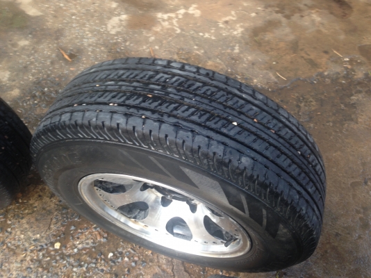 ขายแม็คขอบ15แม็คใหม่ยางสภาพดีขายแบบถูกๆชุดสุดท้ายของถูและดีมีในโลกเฉพาะยางก็คุ้มแล้ว