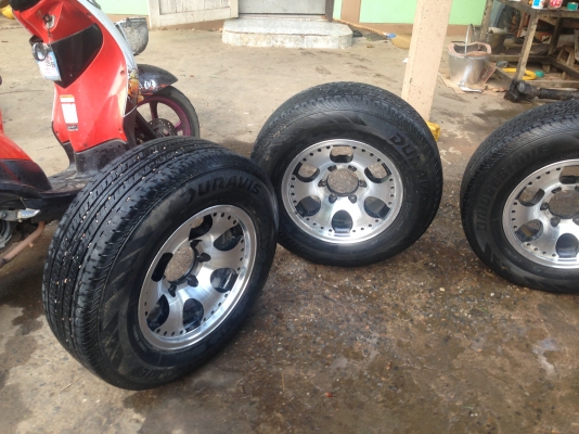 ขายแม็คขอบ15แม็คใหม่ยางสภาพดีขายแบบถูกๆชุดสุดท้ายของถูและดีมีในโลกเฉพาะยางก็คุ้มแล้ว