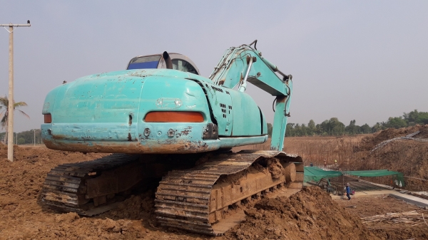 ขายด่วนSK200-5(มากไฟซุปเปอร์) ไฟฟ้าเต็ม แอรหนาว เอกสารอินวอยส์ สภาพใช้งานได้เลย รถทำงานทุกวัน ขายด่วนSK200-5(มากไฟซุปเปอร์) ไฟฟ้าเต็ม แอรหนาว เอกสารอินวอยส์ สภาพใช้งานได้เลย รถทำงานทุกวัน