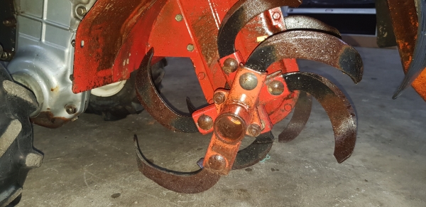 รถพรวนดิน สาดดิน ใบตีสวยๆๆพร้อมใช้งาน