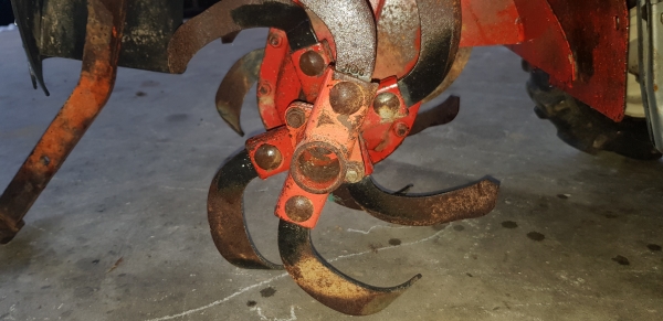 รถพรวนดิน สาดดิน ใบตีสวยๆๆพร้อมใช้งาน