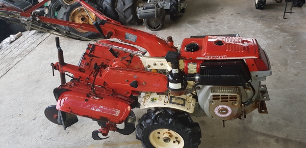 ดีเซล รถพรวนดินสาดดินยกร่อง สอบถามได้ต่อรองได้ ดีเซล รถพรวนดินสาดดินยกร่อง สอบถามได้ต่อรองได้