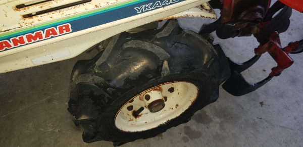 ดีเซล รถพรวนดินสาดดินยกร่อง สอบถามได้ต่อรองได้ ดีเซล รถพรวนดินสาดดินยกร่อง สอบถามได้ต่อรองได้