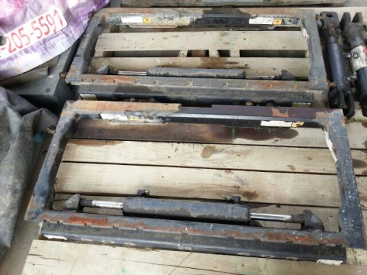 ขายแผงงาสไลด์ ซ้าย - ขวา สำหรับใส่รถฟอร์คลิฟท์