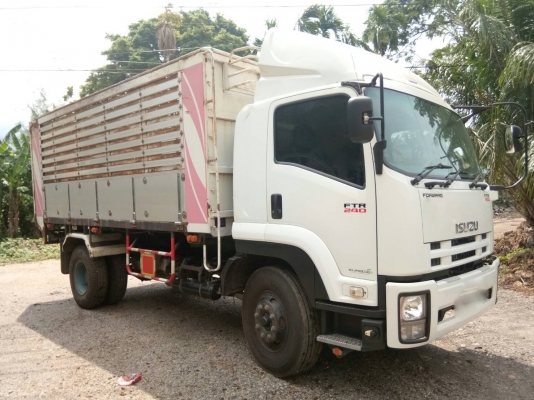 รถอีซูซุ 6 ล้อดั้ม FTR 240 แรงม้า. ปี 55 , ( * รถวิ่ง 9x,xxx กม. ) สนใจติดต่อ 081 - 6079515