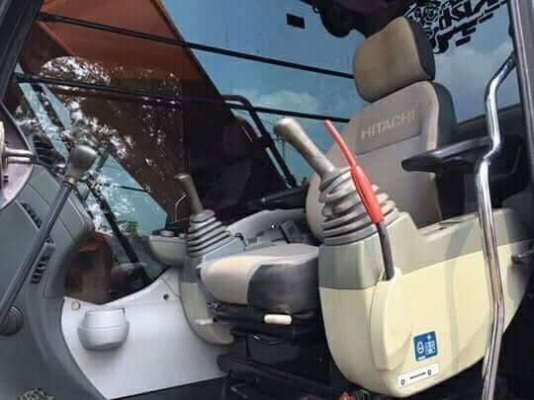 ขายด่วน!! Hitachi ZX2005G 5,XXXชม. สภาพสวยค่ะ