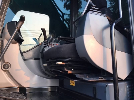 ขายด่วน!!  Kobelco SK200 YN12 SUPER X สภาพสวยค่ะ