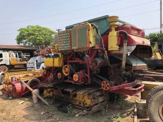 ขาย 195,000 บาท รถเกี่ยวอุ้ม 2.5 ตัน เครื่อง 6BG1-175 แรง สภาพพร้อมใช้  รถอยู่  มหาสารคาม โทร 0610710295