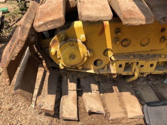 ขาย 195,000 บาท รถเกี่ยวอุ้ม 2.5 ตัน เครื่อง 6BG1-175 แรง สภาพพร้อมใช้  รถอยู่  มหาสารคาม โทร 0610710295