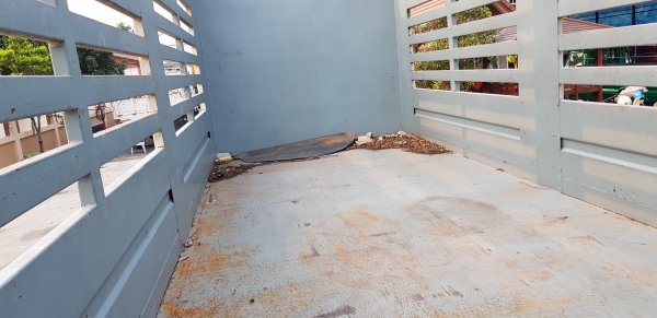 ขายรถ10ล้อ อีซูซุเดก้า สภาพดี