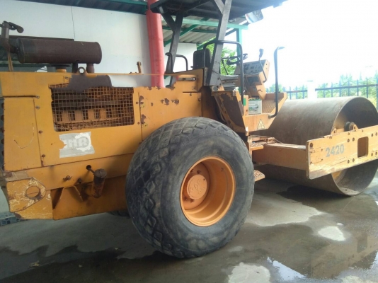 รถบดสั่นสะเทือนสิบตัน เครื่องด้อยระบบระบายอากาศ