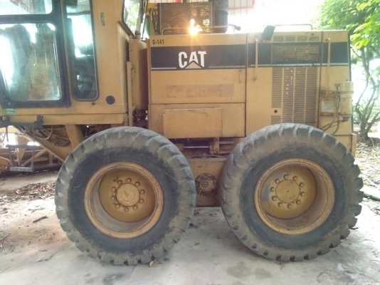 Caterpillar 140H เดิมๆ สวยพร้อมใช้
