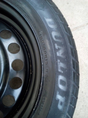 ขายล้อ อะไหล่พร้อมยาง กะทะล้อขนาด 4 รู 100 mm. ขอบ 15 เบอรฺ์ 185/60R15 โทร.081-427-3941